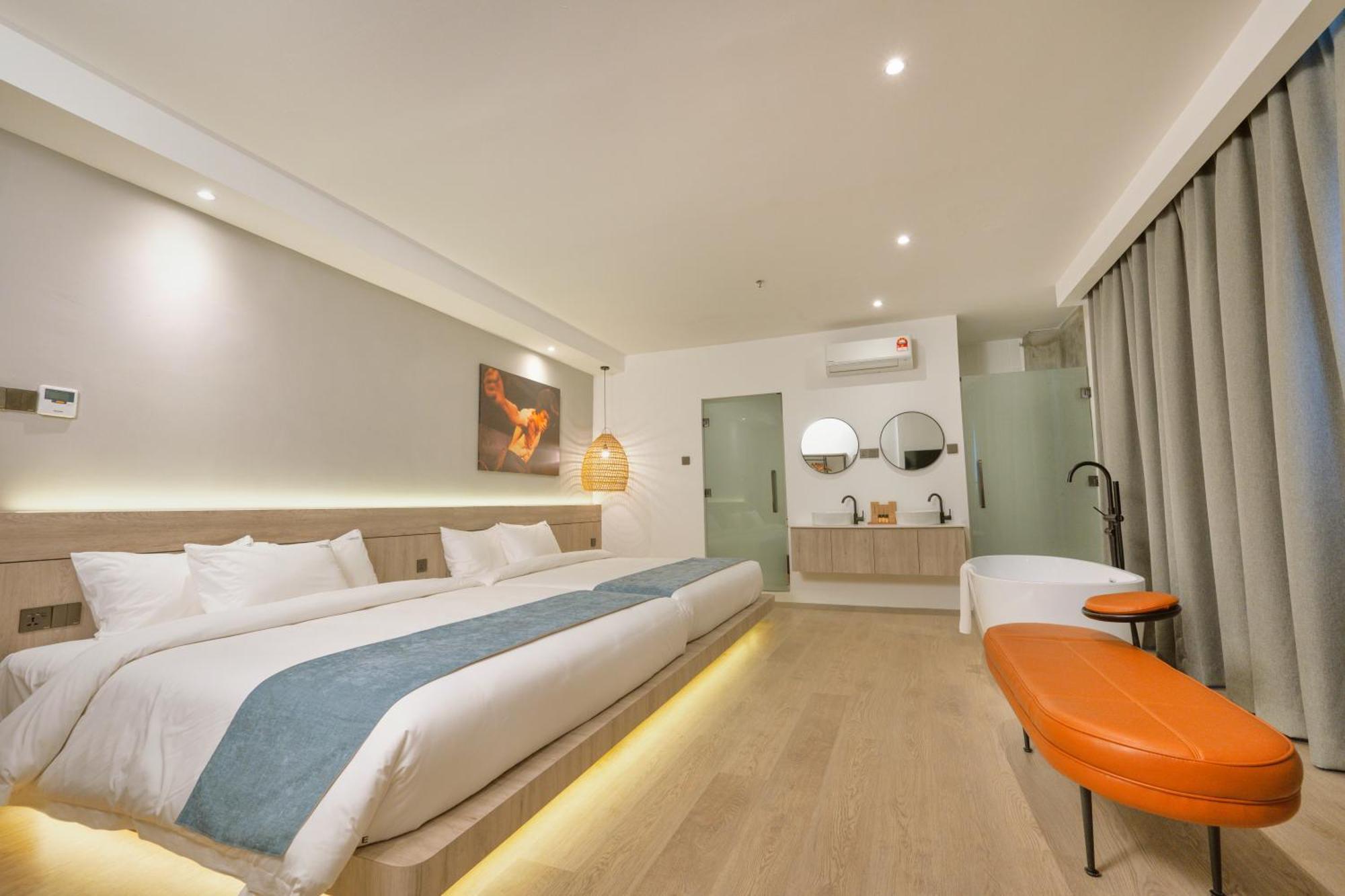 Theatre Hotel Kuching Kültér fotó