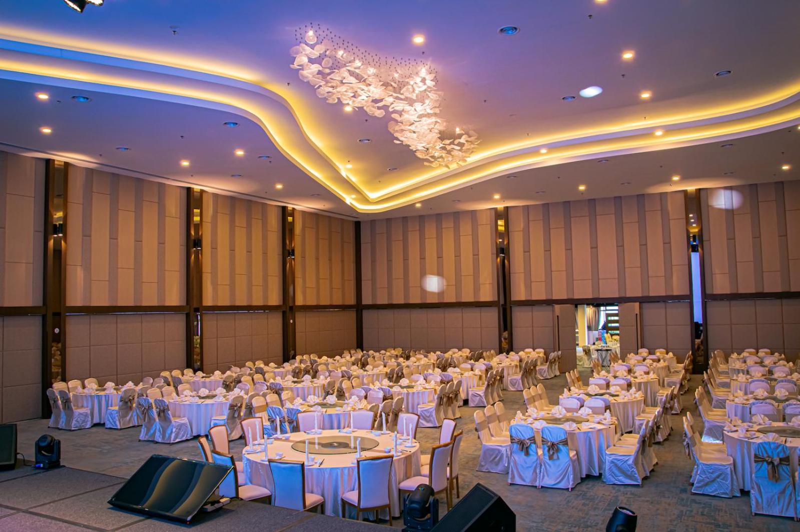 Theatre Hotel Kuching Kültér fotó